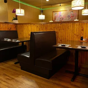 sushi and sashimi, interior