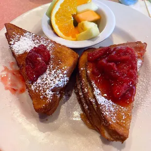Monte Cristo Sandwich with fruit cup.