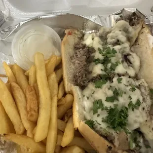 PHILLY CHEESE STEAK