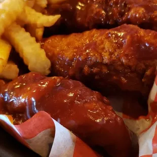 BBQ tenders with fries