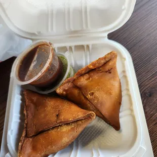 Veggie samosas