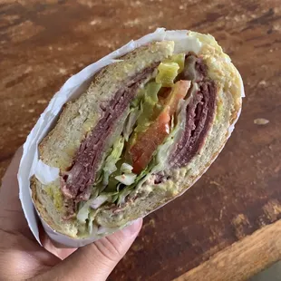 4. Pastrami Sandwich (Hot)
