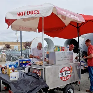 Provider of the best hot dogs at the Hiller Aviation Museum.