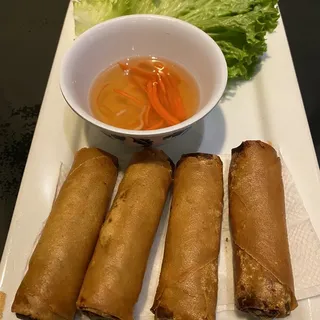 Grilled Chicken Spring Rolls