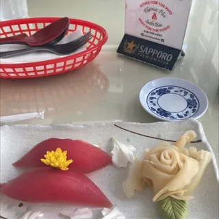 Tuna Nigiri