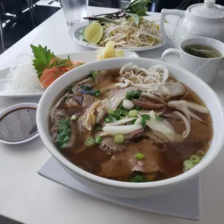 House Special Pho