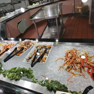 Crab legs, mussels, octopus, shrimp