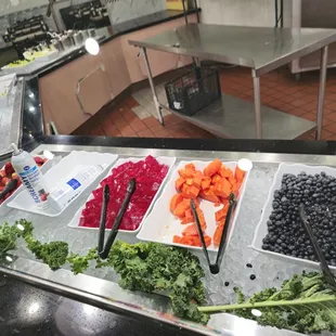 Jello, papaya, blueberries, strawberries