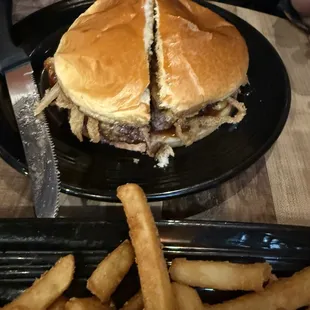 Smoke House burger