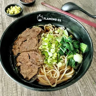 Traditional Taiwanese (red braise 红烧) beef noodle. 100% meat based broth, our most beefy soup base, with our signature spice blend