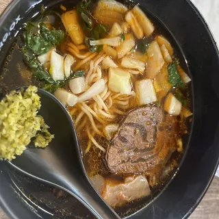 C1. Traditional Beef Noodle Soup Mild Spicy