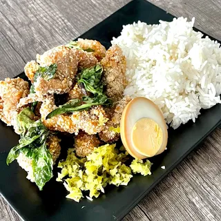 E3. Popcorn Chicken Rice Plate