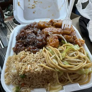 Sesame chicken, orange chicken, fried rice, li mein