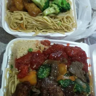 Look at deeez portions!! Omg