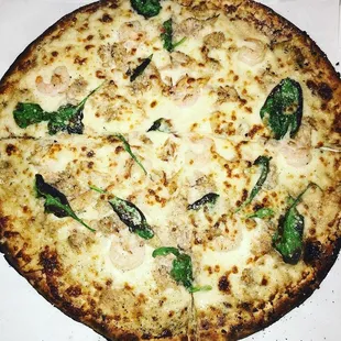 Seafood Pizza