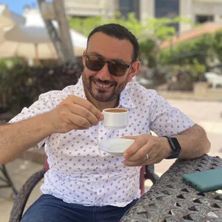 Amr M.