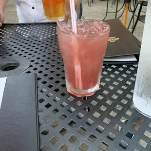 Maker&apos;s with blueberry purée and lemonade