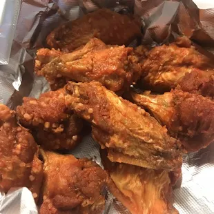 Hot garlic wings