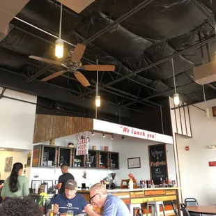 Bar/carry out area