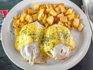 Waldo Cafe