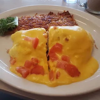 Turkey Benedict Omelet