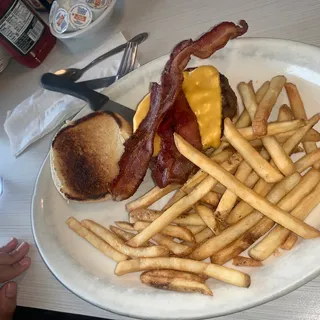 Bacon Cheeseburger