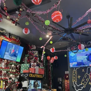 Flappy's Christmas decor