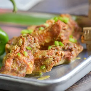 chicken wings and fried chicken, chicken wings, bbq chicken, bbq wings, fried chicken wings, chicken, fried chicken, poultry, food