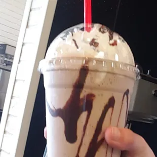 Chocolate Bluebell handspun milkshake 3