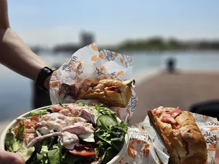 Mason's Famous Lobster Rolls - Harborplace