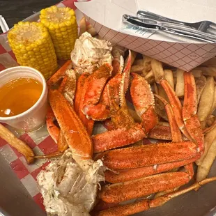 1LB crab leg dinner