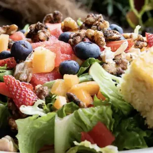 This is what Flat Rock Salad is suppose to look like. Wish I had taken a picture of what I was served. Nothing close to this!