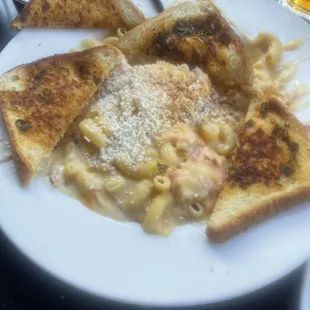 Lobster Mac and Cheese Sandwich