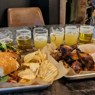 Flight, banh mi and chicken wings. Everything hits as always from this place.