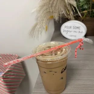 Iced gingerbread latte