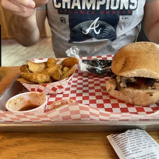 Pulled Pork Sandwich