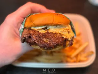 Maillards Smash Burgers