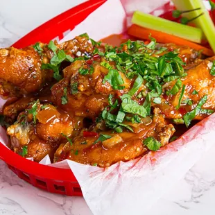 chicken wings, fried chicken wings, poultry, bbq chicken, chicken, chicken wings and fried chicken, food, bbq wings, fried chicken