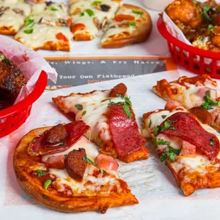 food, pizza