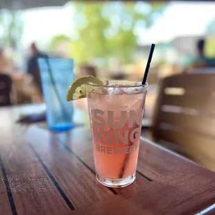 Strawberry lemonade smash