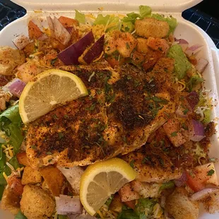 Grilled Salmon Salad