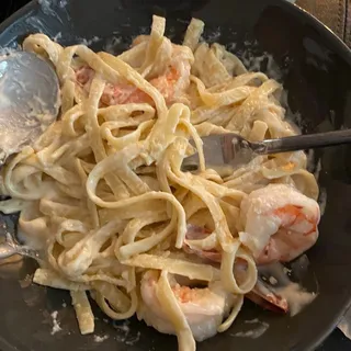 Fettuccine Alfredo