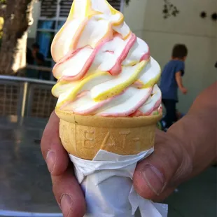 Strawberry banana mix