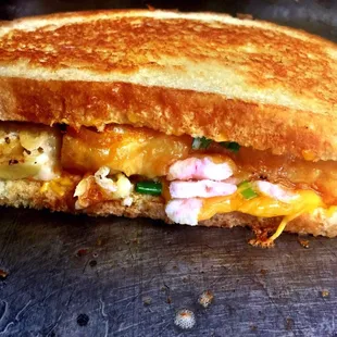 The Famous Crab Mac &amp; Cheese Grilled Cheese!!