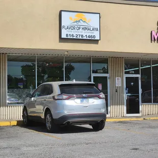 The outside of the restaraunt.