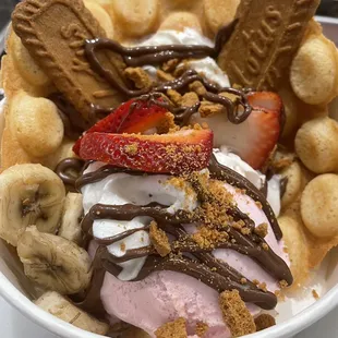 Biscoff Bubble Waffle with strawberries added