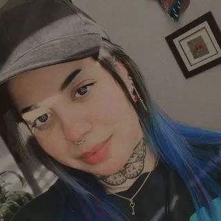 Nicole G.