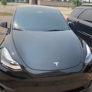 Tesla model Y (Dual motor)
