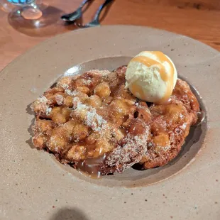 Cinnamon Apple Fritters