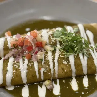 Verde Enchiladas pollo - inside had tasty shredded chicken and cheese.